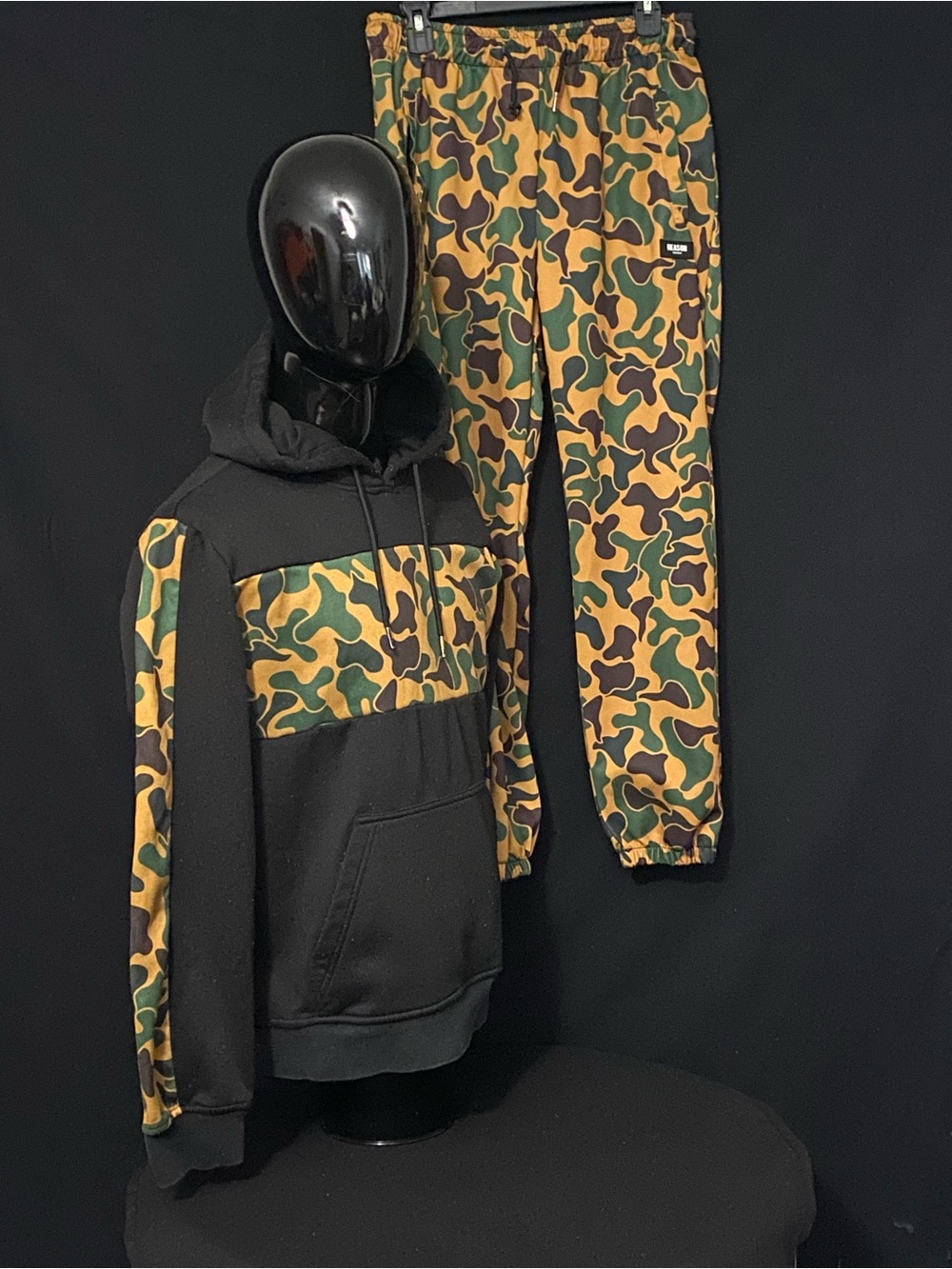 Reason Men's Black & Camo Panel Hoodie Track Suit